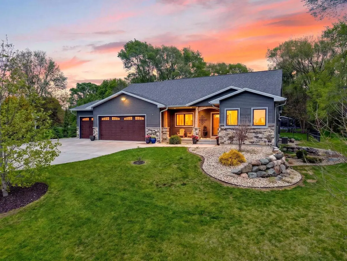 1789 Lunde Circle, Stoughton, WI 53589 - #1