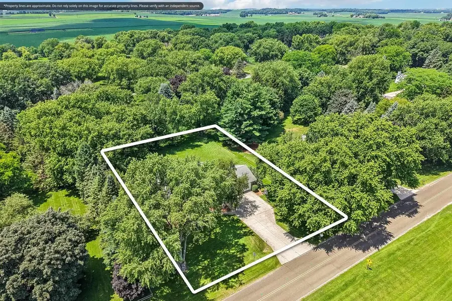 6443 Hickory Lane, Waunakee, WI 53597 - #2