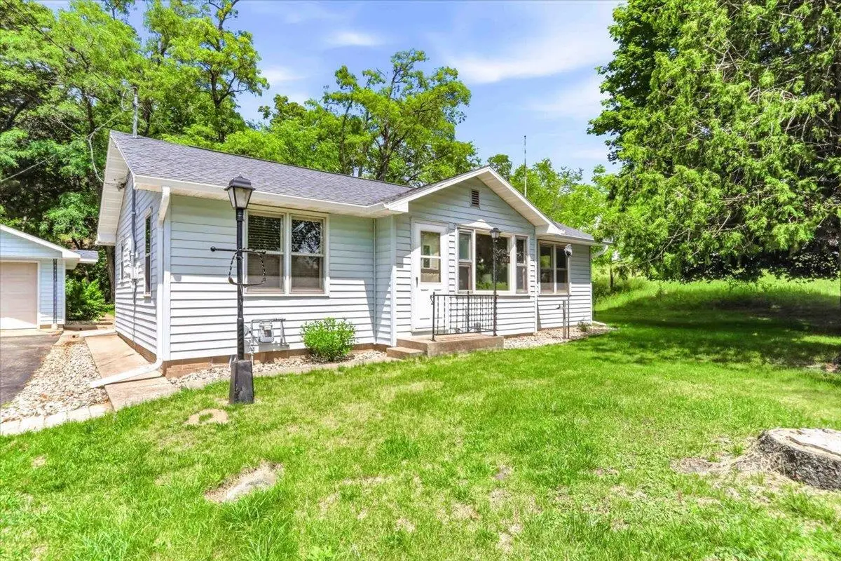 100 Mound View Drive, Friendship, WI 53934 - #1