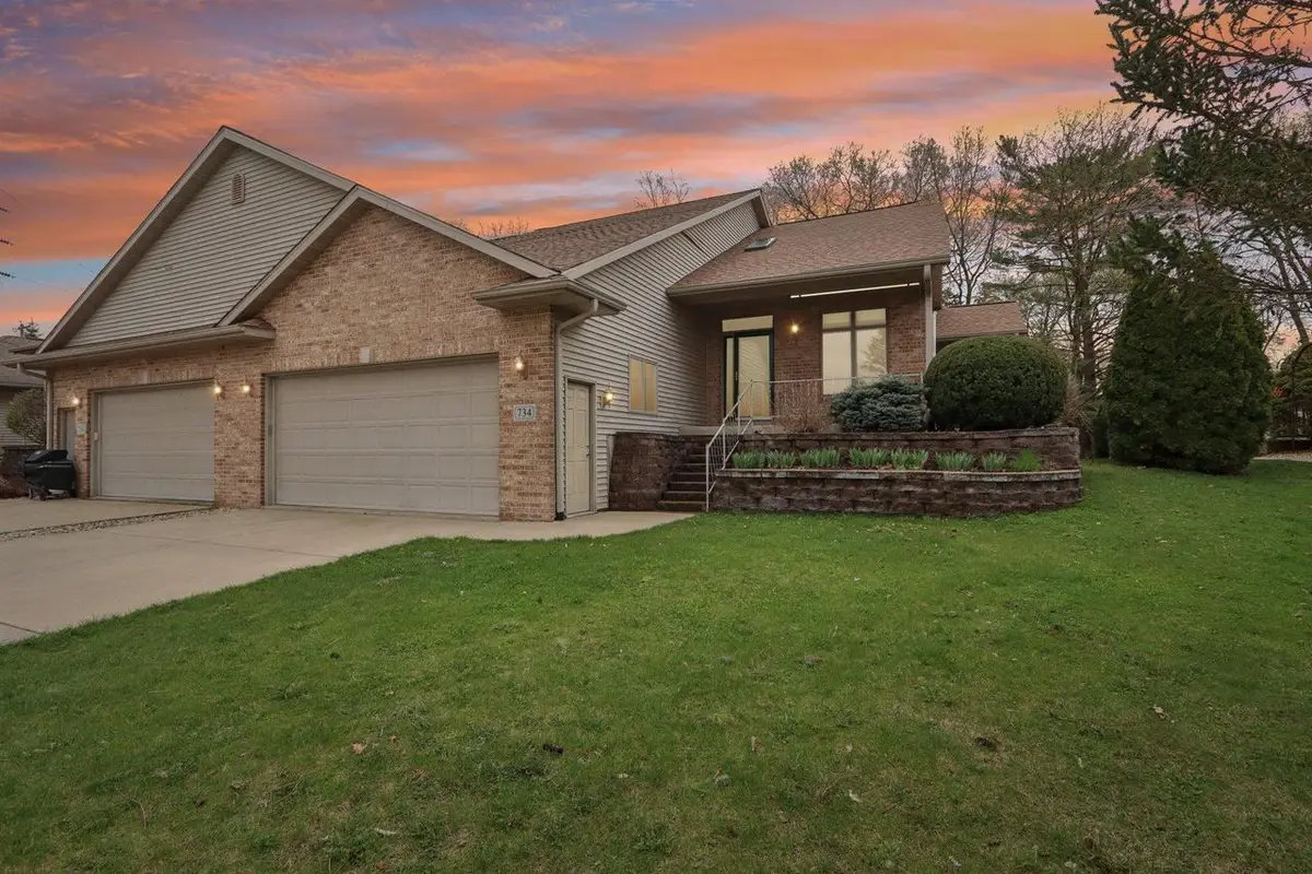 734 8th Street, Prairie Du Sac, WI 53578 - #1