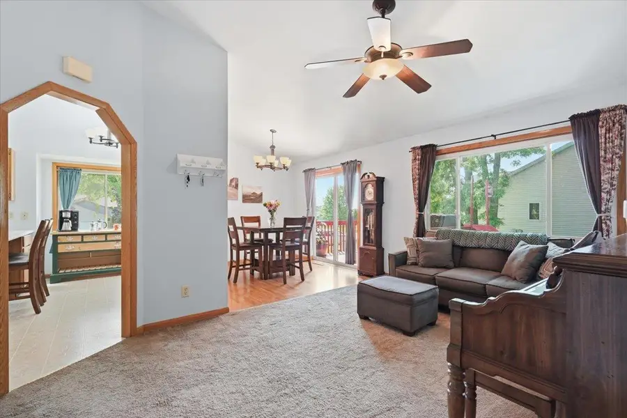 699 Robin Drive, Sun Prairie, WI 53590 - #3