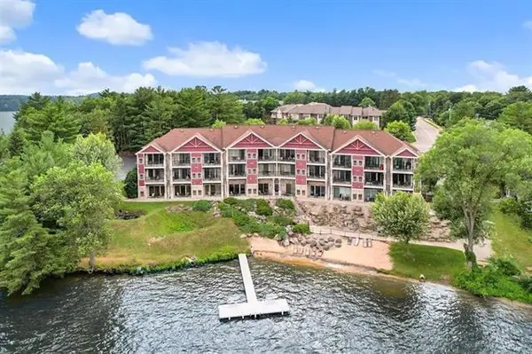 680 E Hiawatha Drive #401, Wisconsin Dells, WI 53965