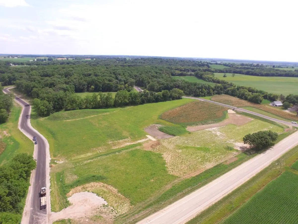 Lot 7 E Hardwoods Dr, Beloit, WI 53511 - #1