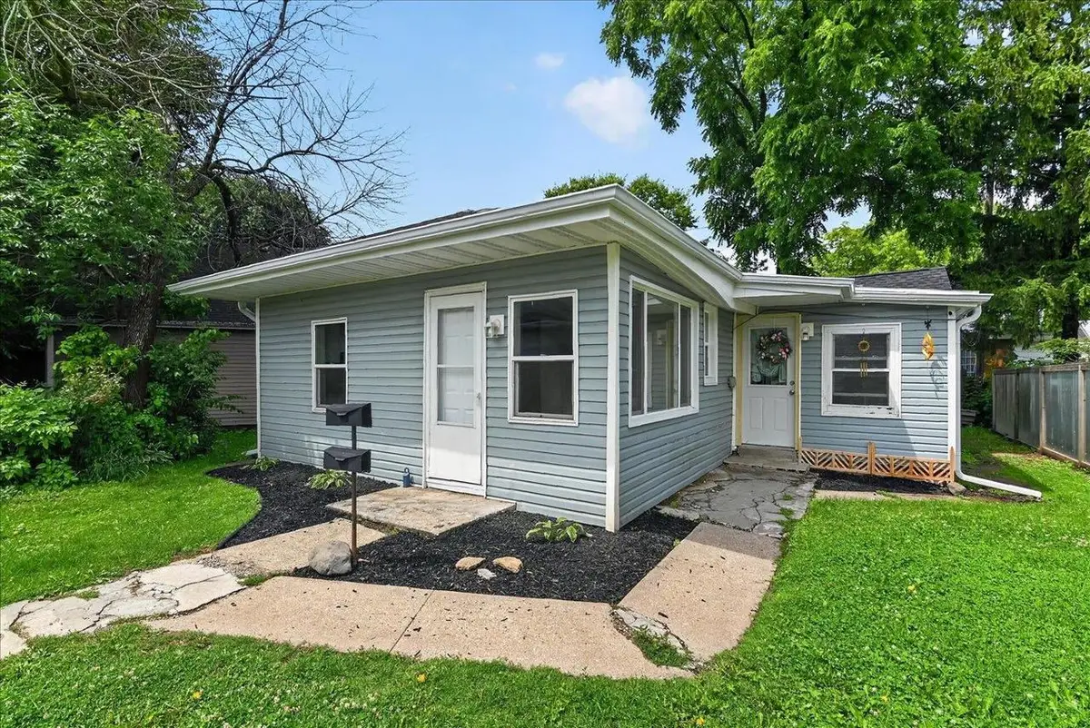 618 North Street, Madison, WI 53704 - #1