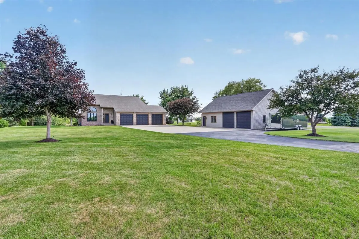5542 E L T Townline Road, Beloit, WI 53511 - #1