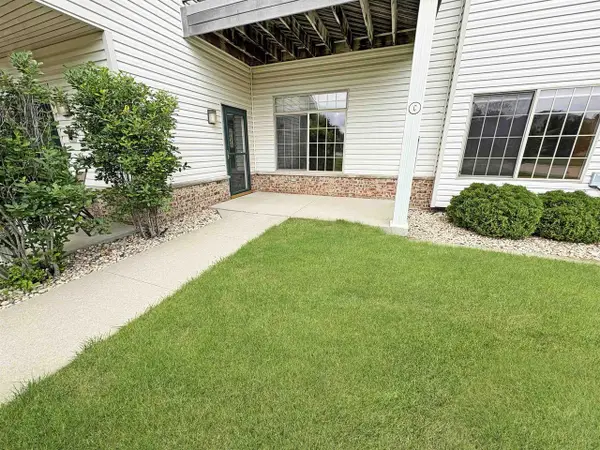 146 Pheasant Run, Johnson Creek, WI 53038