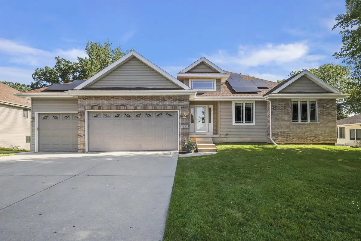308 Skyland Way, Deerfield, WI 53531 - #1