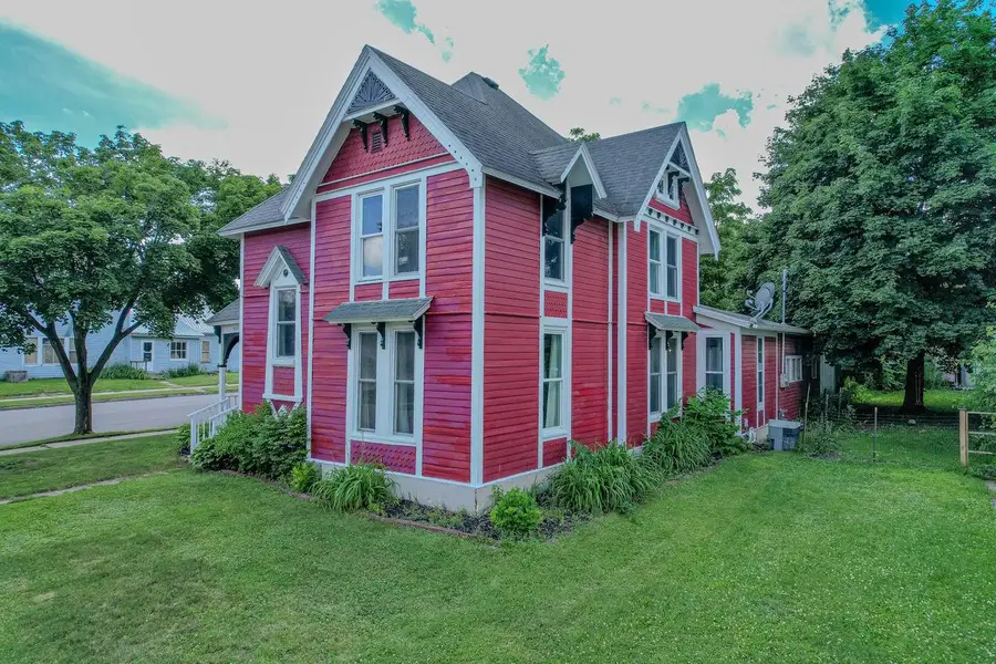 523 Kilbourn Avenue, Tomah, WI 54660 - #3