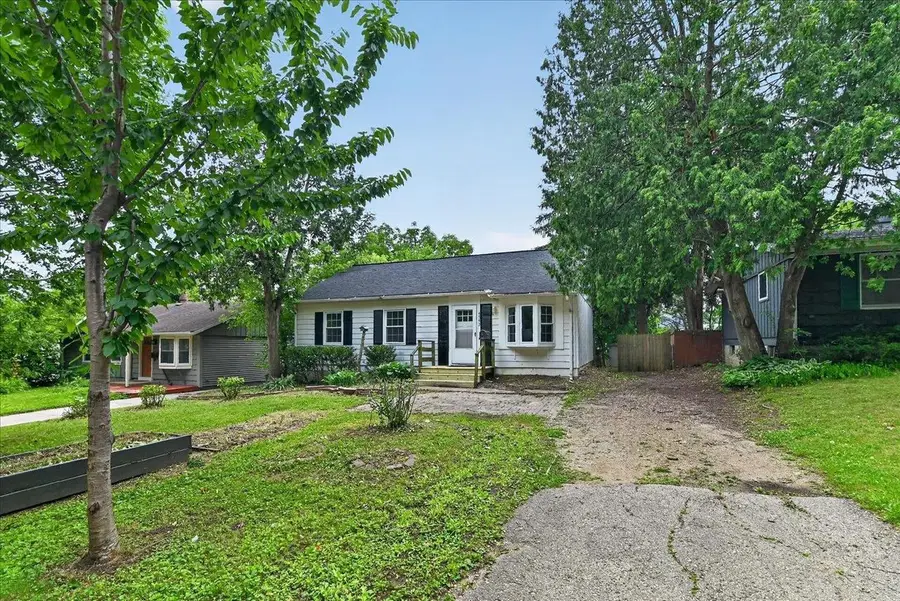 4345 Lilac Lane, Madison, WI 53711 - #3