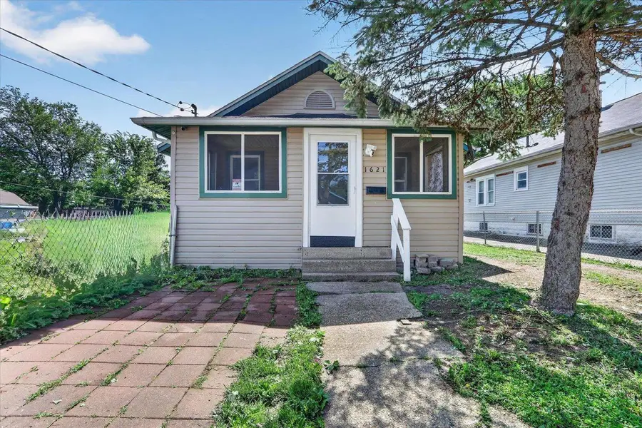 1621 Dewey Avenue, Beloit, WI 53511 - #3