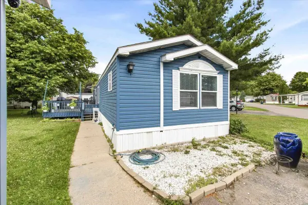 109 Deer Path Trail, Baraboo, WI 53913