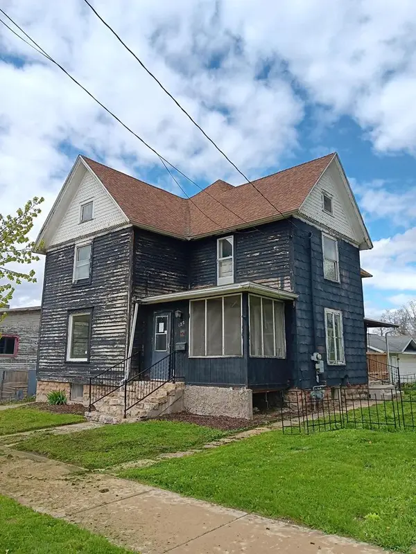 122 W Church Street, Columbus, WI 53925