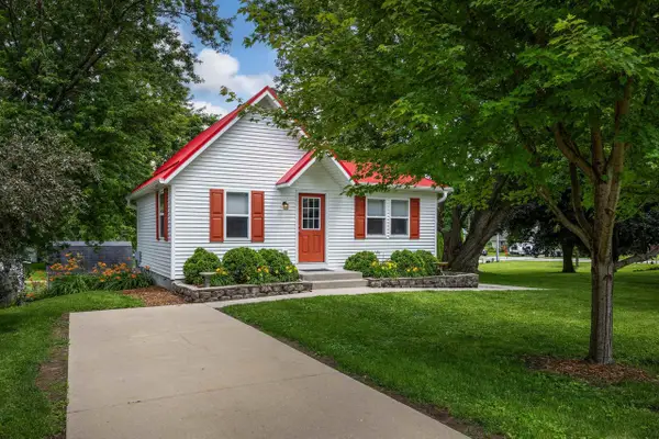 306 Bue Street, Deerfield, WI 53531