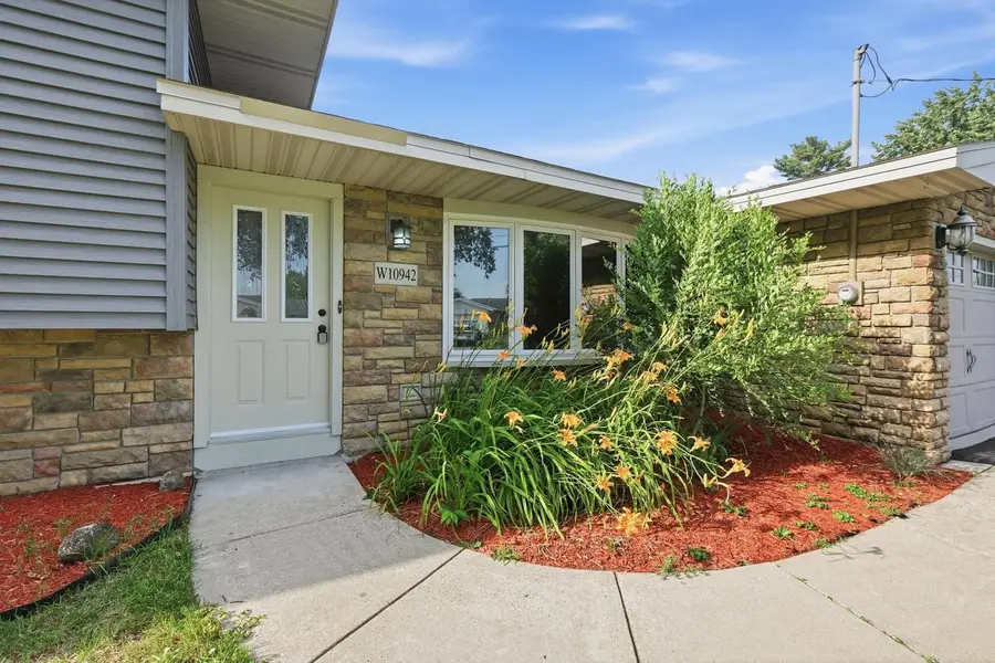 W10942 Bayview Drive, Lodi, WI 53555 - #3