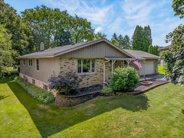 2313 Ramshead Court, Waukesha, WI 53188
