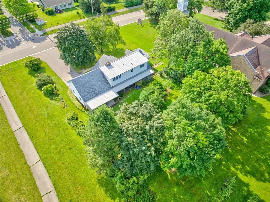 818 River Road, Deforest, WI 53532 - #3