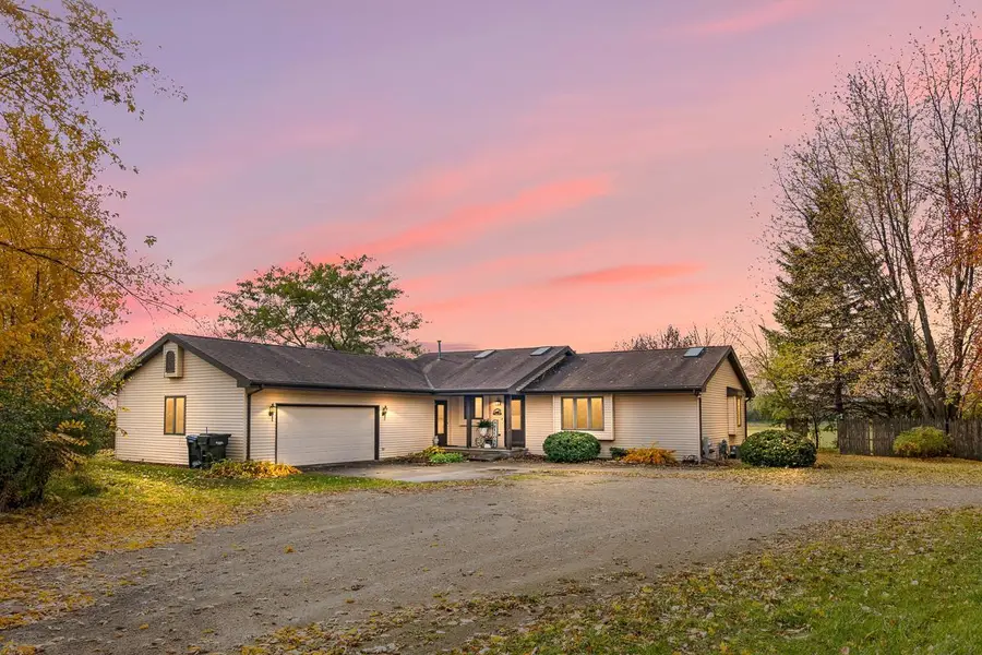 487 County Road FF, Pickett, WI 54964 - #3