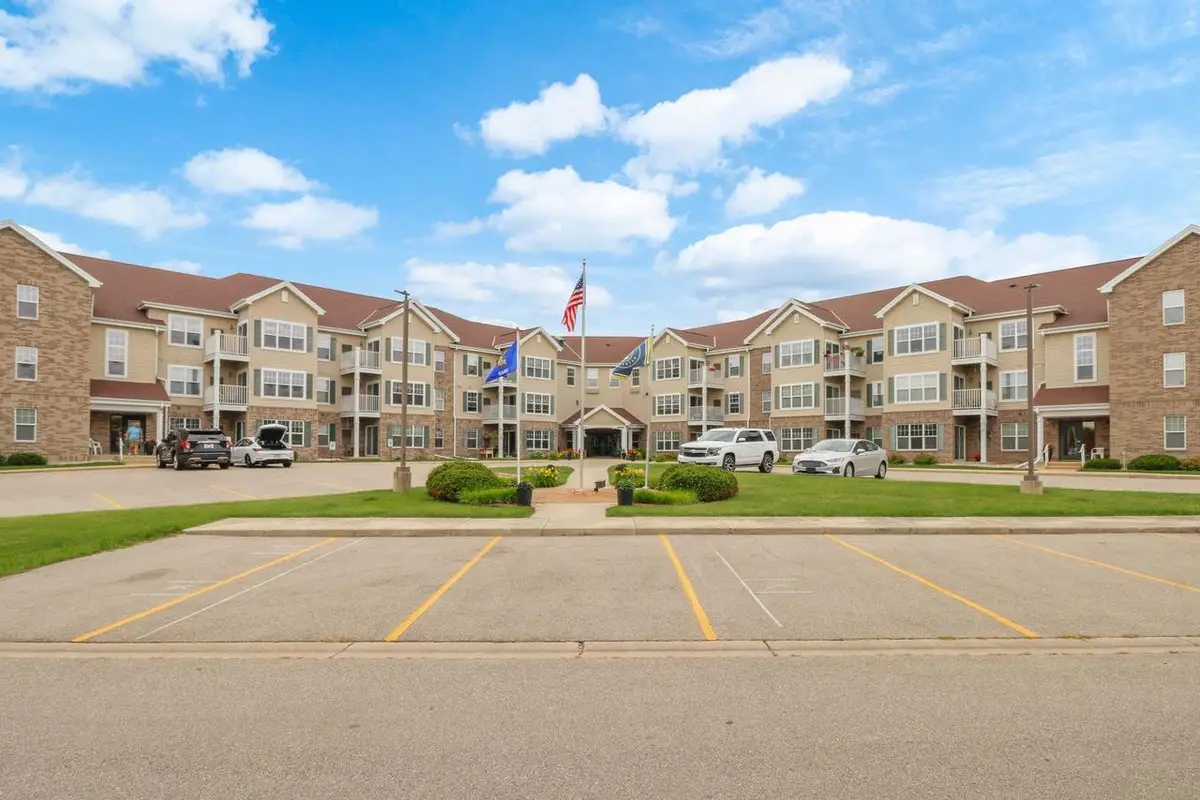 6828 Parkside Circle, Windsor, WI 53532 - #1