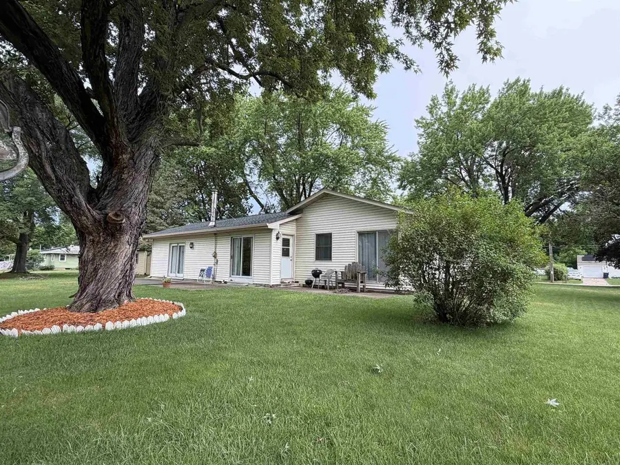 3414 Ruger Avenue, Janesville, WI 53546 - #2