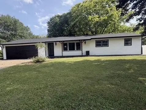 101 Sunset Drive, Clintonville, WI 54929 - #1