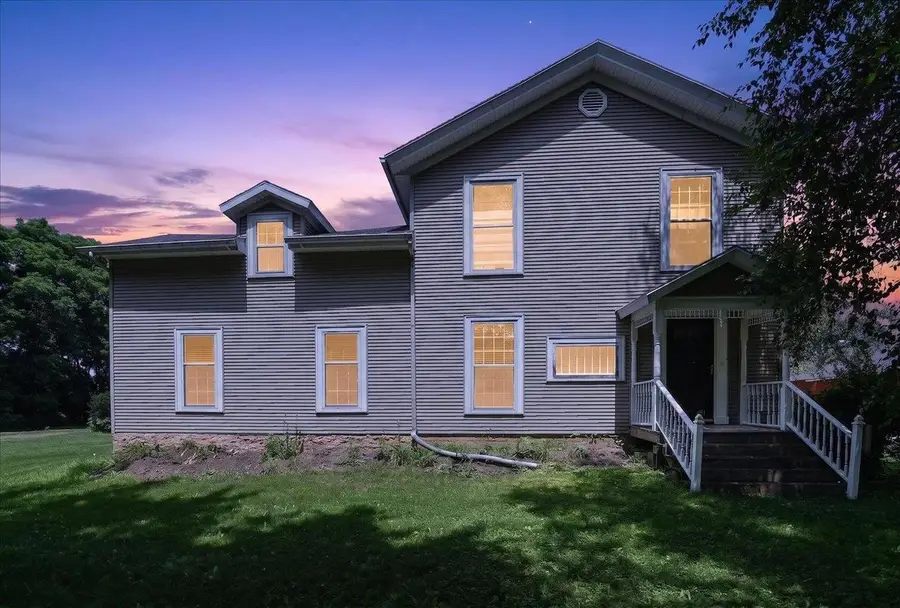 1948 County Rd T, Sun Prairie, WI 53590 - #2