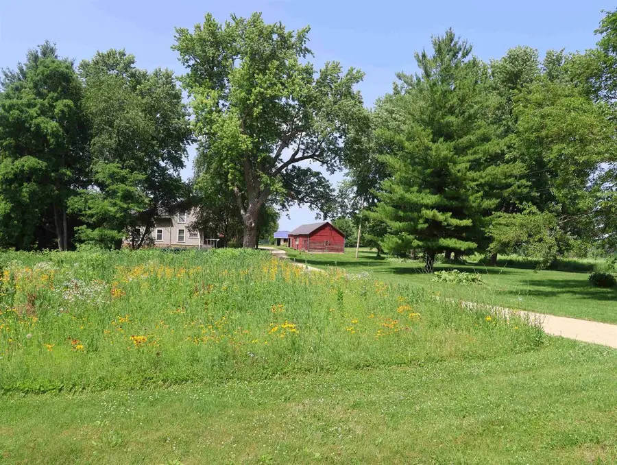 1948 County Rd T, Sun Prairie, WI 53590 - #3