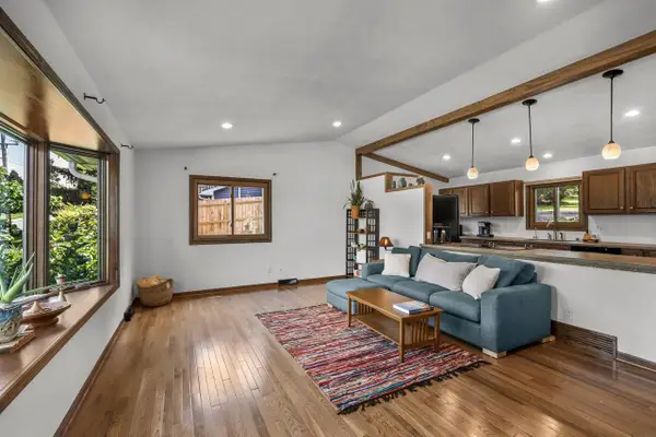 413 8th Street, New Glarus, WI 53574