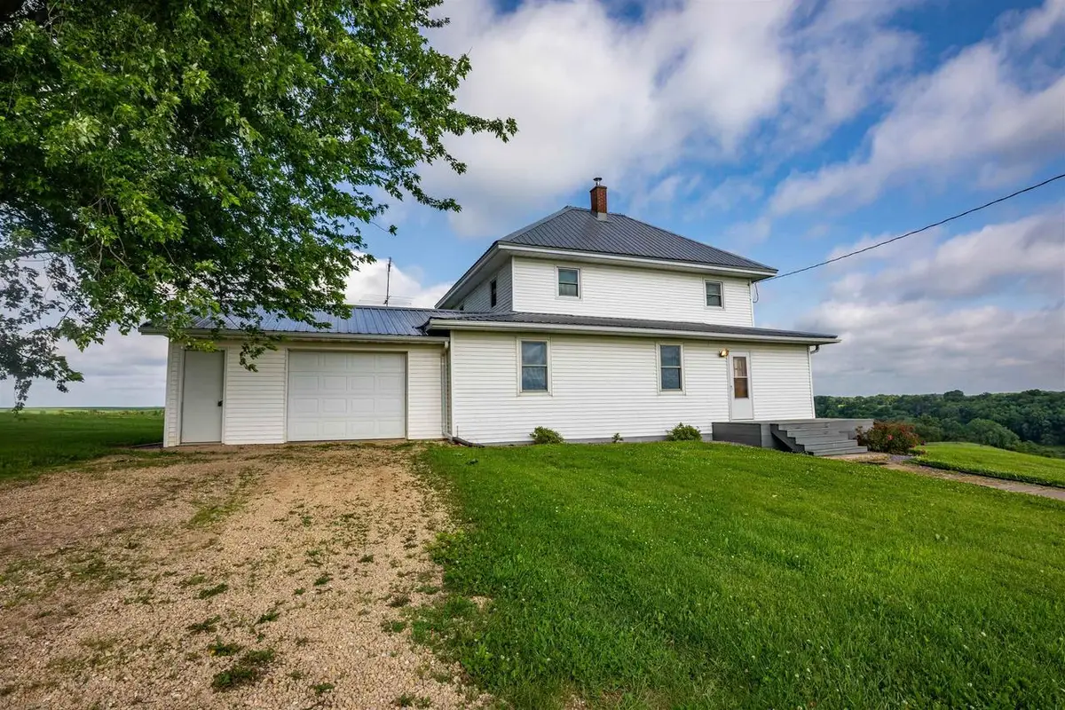 5100 Lagoon Road, Highland, WI 53543 - #1