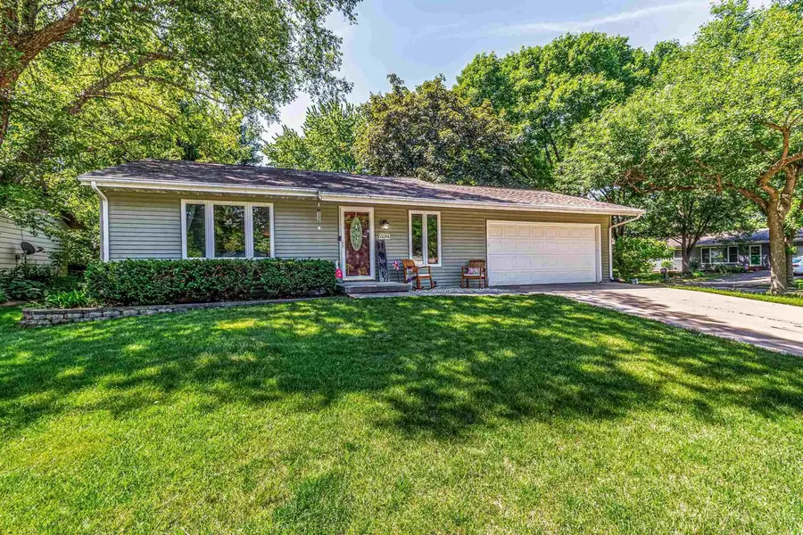 6921 Stratford Drive, Madison, WI 53719 - #2