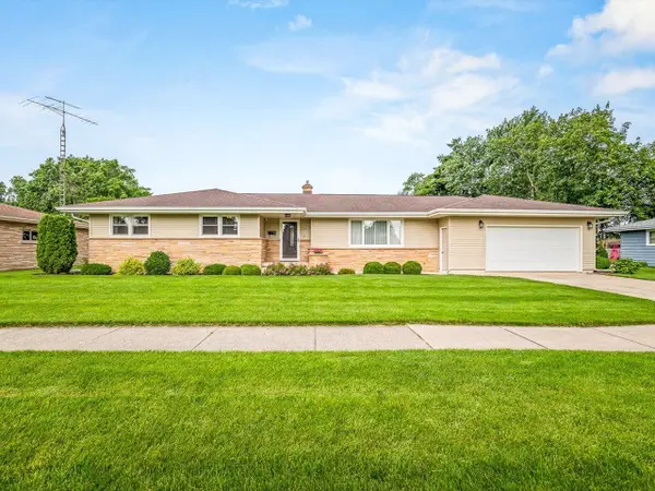 1031 N Sumac Drive, Janesville, WI 53545