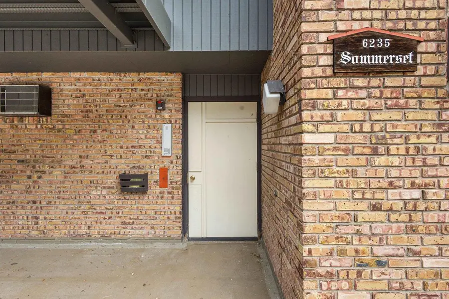 6235 Charing Cross Lane #A1, Middleton, WI 53562 - #2