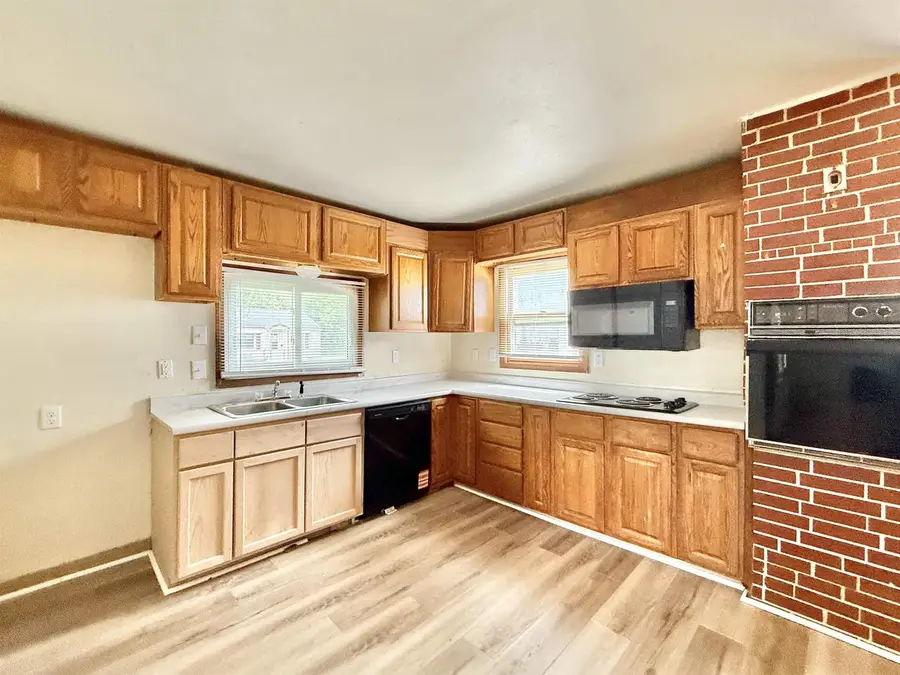 922 Farwell Street, Beloit, WI 53511 - #3