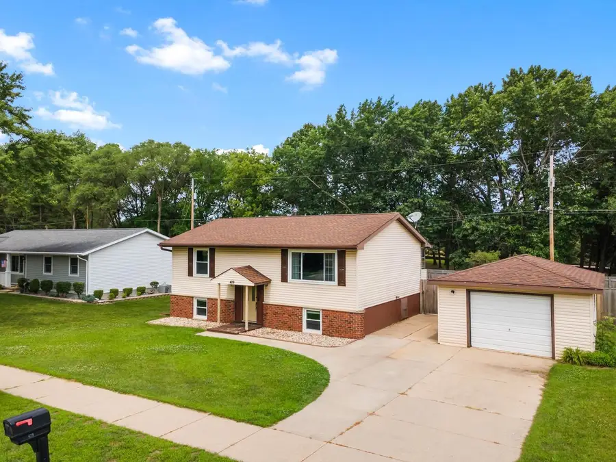429 E Albert Street, Portage, WI 53901 - #3