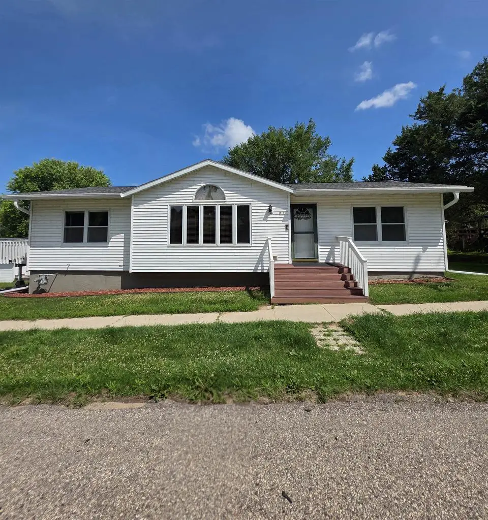 316 E Berlin Street, Neshkoro, WI 54960 - #1