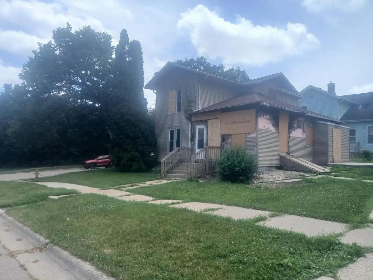 402 Ravine Street, Janesville, WI 53548 - #1