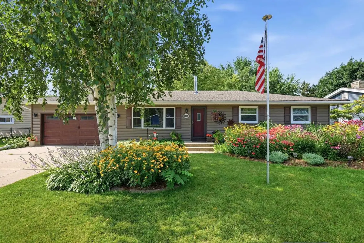 1509 Crystal Lane, Sun Prairie, WI 53590 - #1