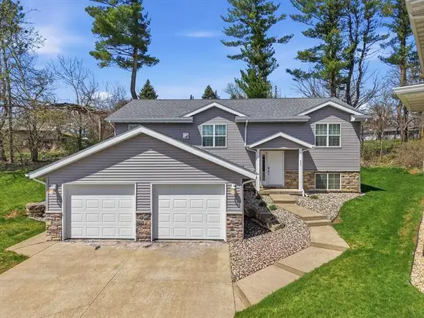 330 Wait Lane #3, Platteville, WI 53818