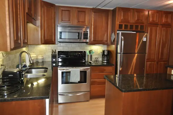 2051 Allen Boulevard #201, Middleton, WI 53562