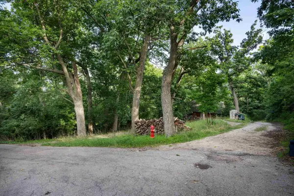 199 Oakwood Street, Williams Bay, WI 53191