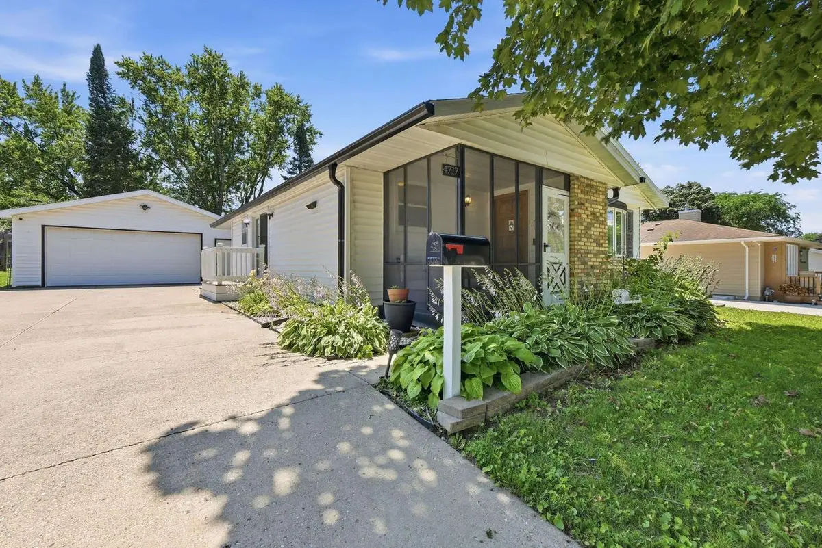 4717 Leo Drive, Madison, WI 53716 - #1