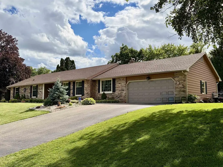 1903 Eastwood Avenue, Janesville, WI 53545 - #2