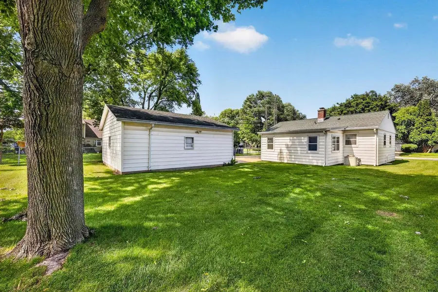 1322 Rosedale Avenue, Madison, WI 53714 - #2
