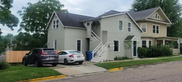 220/222 1st Street, Baraboo, WI 53913