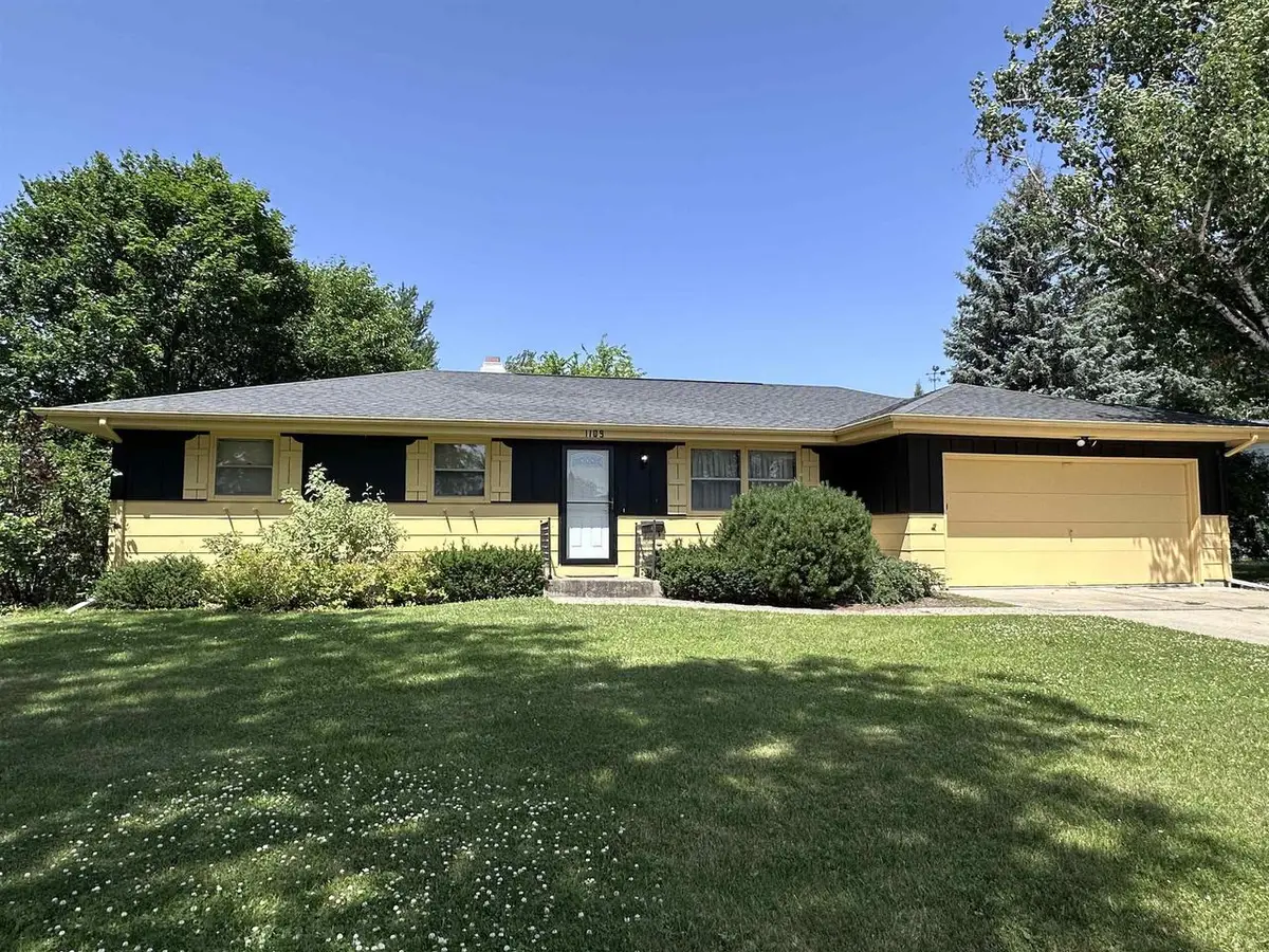 1109 Ontario Drive, Janesville, WI 53545 - #1