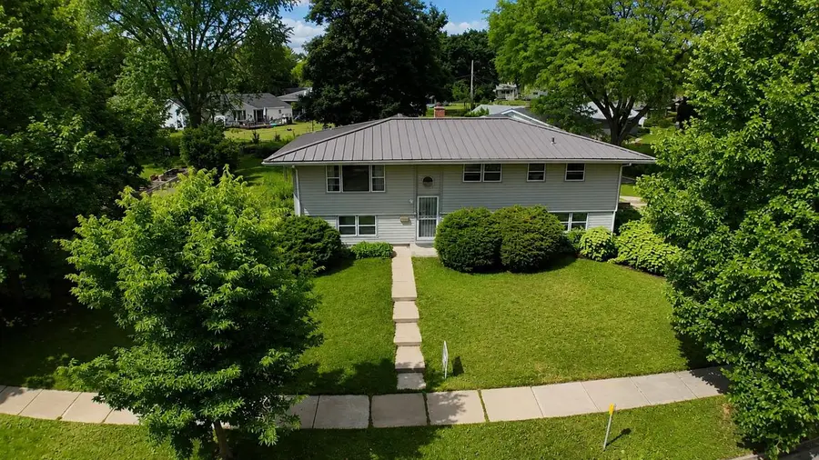 1422 Ellen Avenue, Madison, WI 53716 - #2