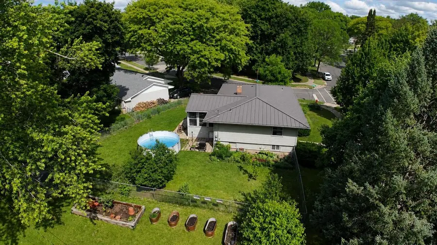 1422 Ellen Avenue, Madison, WI 53716 - #3