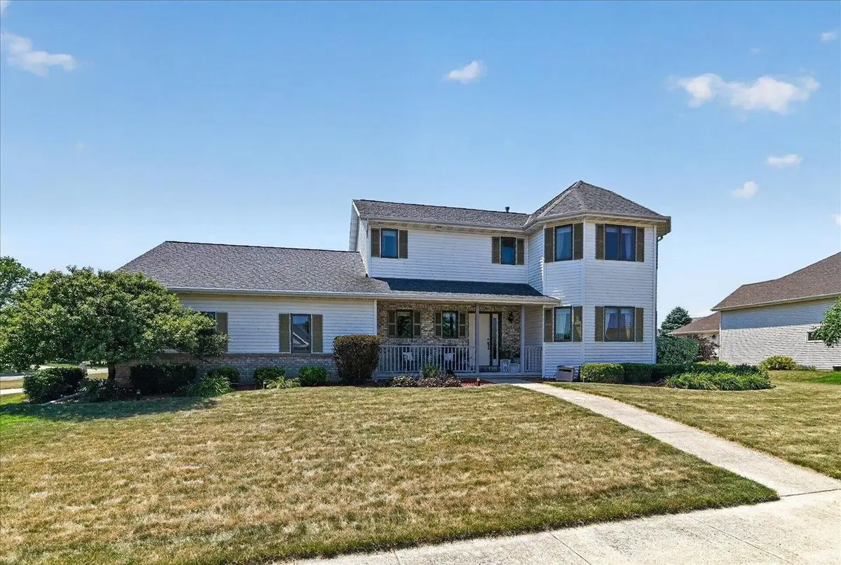 606 Cobblestone Way, Watertown, WI 53094 - #1
