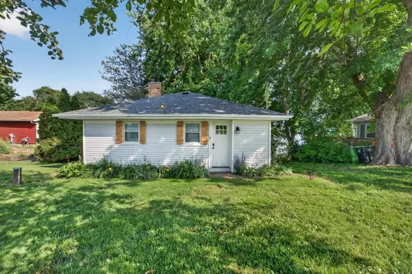 N9092 County Road FW, Randolph, WI 53956