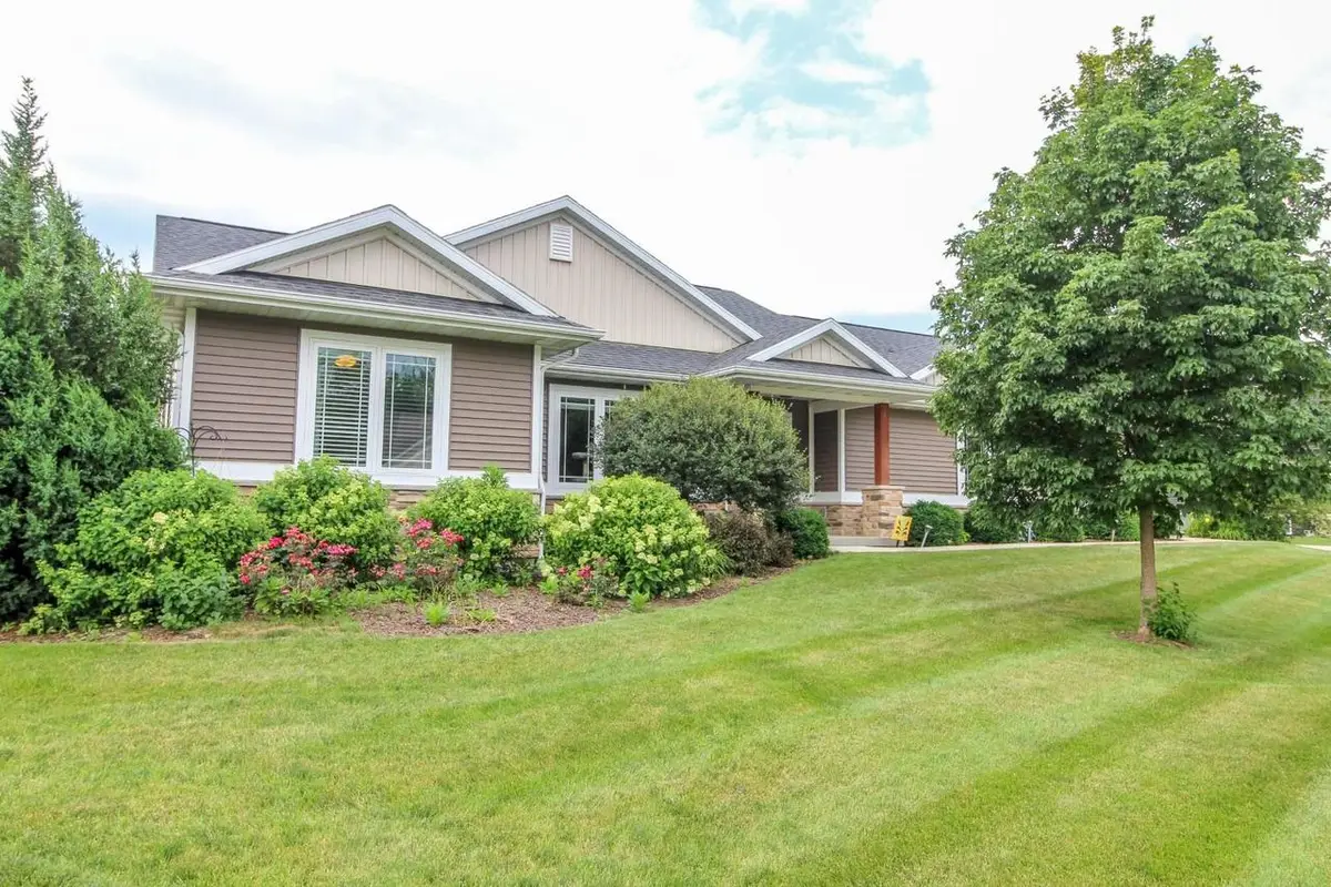 601 Wheatland Drive, Cambridge, WI 53523 - #1