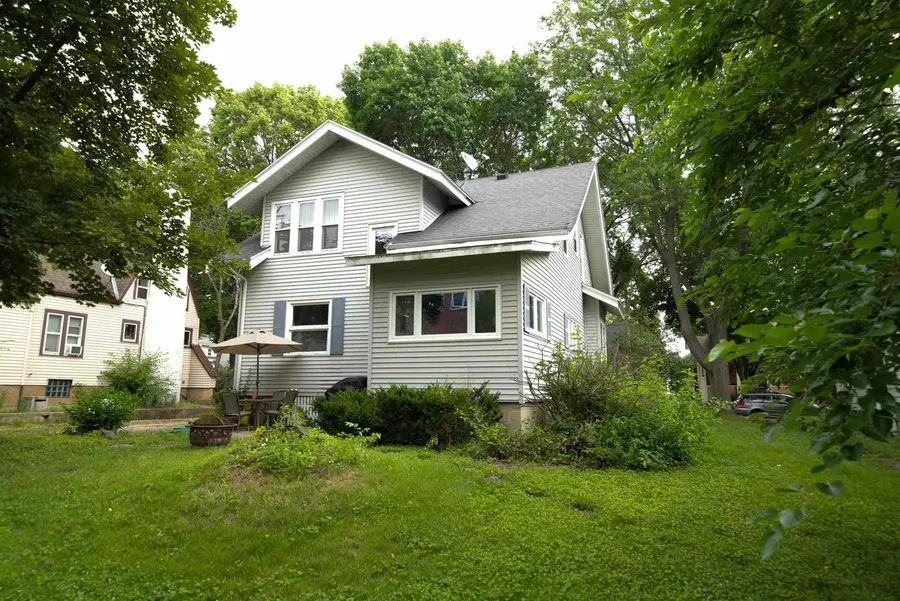 107 Clarence Street, Fort Atkinson, WI 53538 - #2